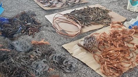Incautaron 87 kilos de cobre en un allanamiento en una casa del Barrio 4 de Junio