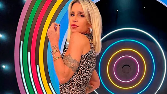 Florencia Peña publicó un picante video en medio de la ola polar: “Adentro puro fuego”
