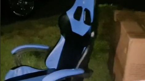 Argentino que “cartoneaba” en Estados Unidos mostró las “joyitas” que se encontró