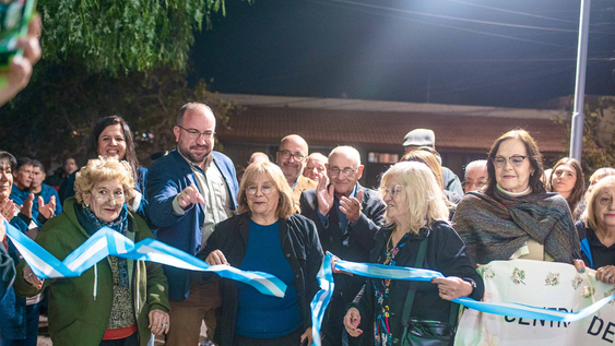 sergio miodowsky inauguro la remodelacion de la union vecinal rodriguez pinto en rivadavia