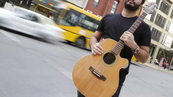 El “Niño Ave’ abre sus alas