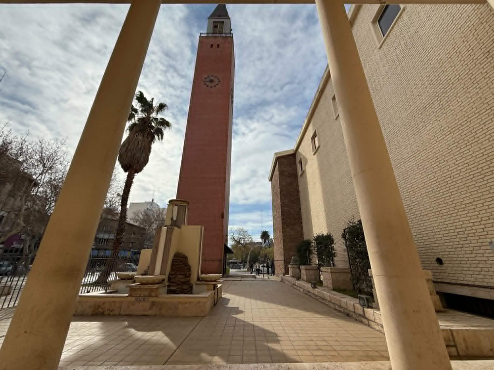 La plazoleta lateral, el próximo objetivo del programa de restauración y puesta en valor de la Iglesia Catedral (Foto Diario de Cuyo)