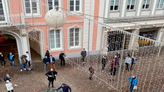 Un auto atropelló a una multitud en una peatonal de Alemania: hay 4 muertos y 30 heridos