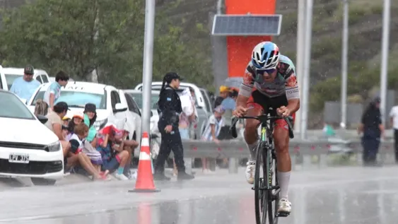 Por el temporal en Zonda, la Vuelta a San Juan cambia su recorrido y no llegará a Punta Negra