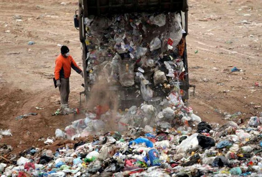 Conmoción en Mendoza: hallan el cuerpo de un bebé en un basural