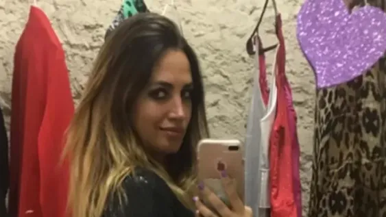 Belén Francese se grabó tomando sol con una malla súper cavada y eufórica: “Feliz”