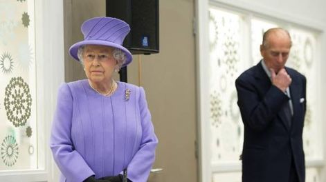 Isabel II, hospitalizada  por una gastroenteritis