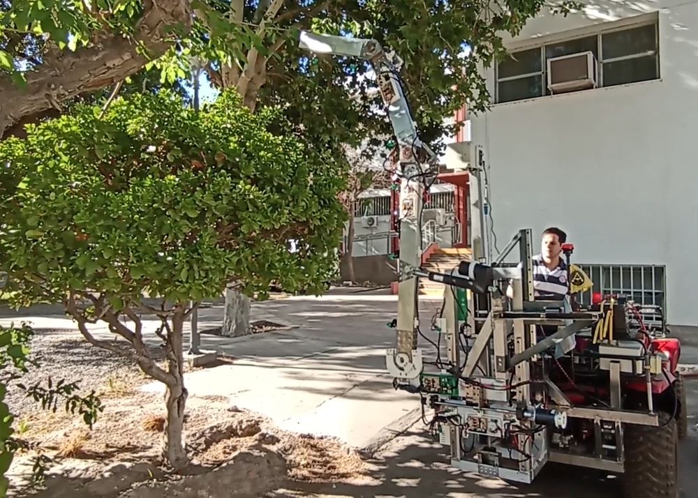 La UNSJ ya realiza pruebas de campo con el robot fumigador que crearon científicos sanjuaninos.