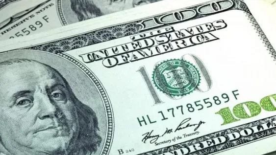 El dólar blue batió un nuevo récord en San Juan al cotizar a $404