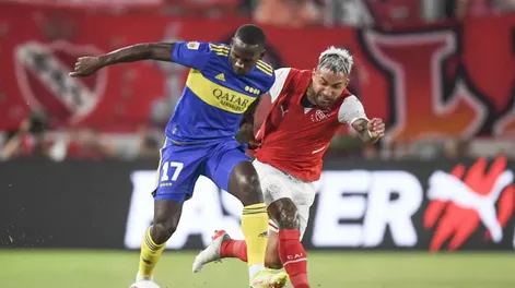 La lluvia terminó aguando el empate en dos goles entre Independiente y Boca
