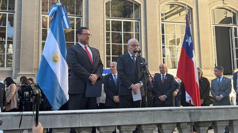 los vinos de 17 bodegas sanjuaninas, protagonistas del brindis patrio argentino en chile