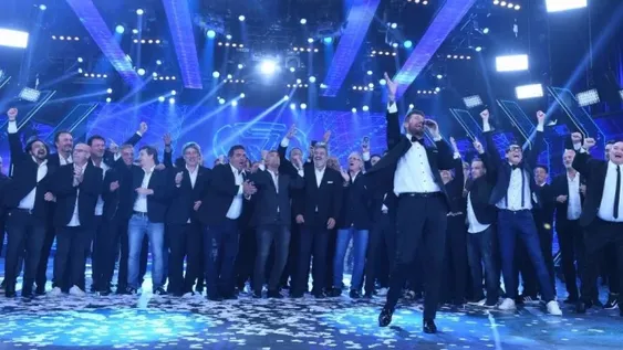 El humor será el plan B