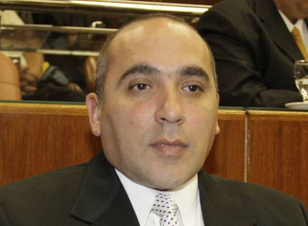 Opositores piensan  que el Gobernador irá por otro periodo