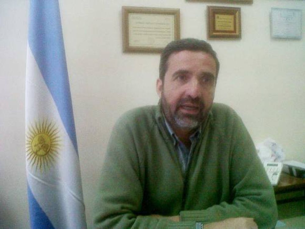 El director de la Industrial responde a las denuncias