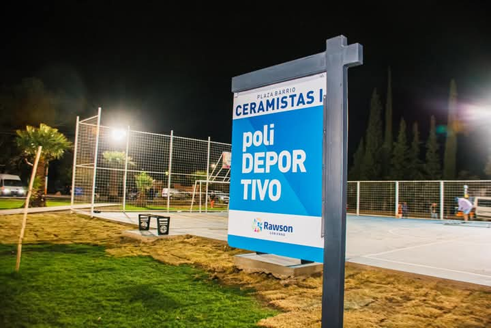 Remodelan una plaza en Rawson