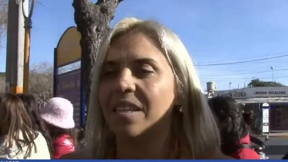 Nancy Picón: “Tenemos que defender la democracia desde el partido que sea”