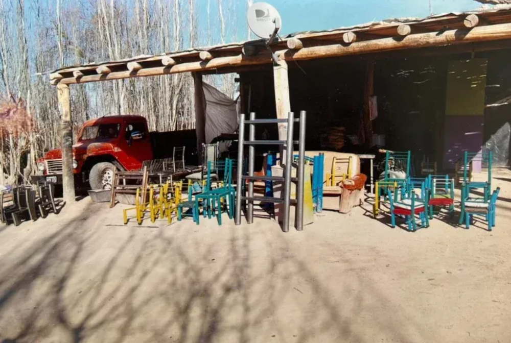 En cada mueble terminado, una historia de esfuerzo, familia y amor por lo que se hace.
