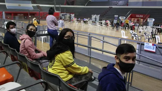 Vacunas: con los chicos de 12 a 16 años, la población objetivo crece 10%