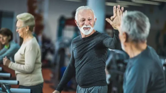 Cuatro hábitos para que los hombres puedan vivir más años sin enfermedades