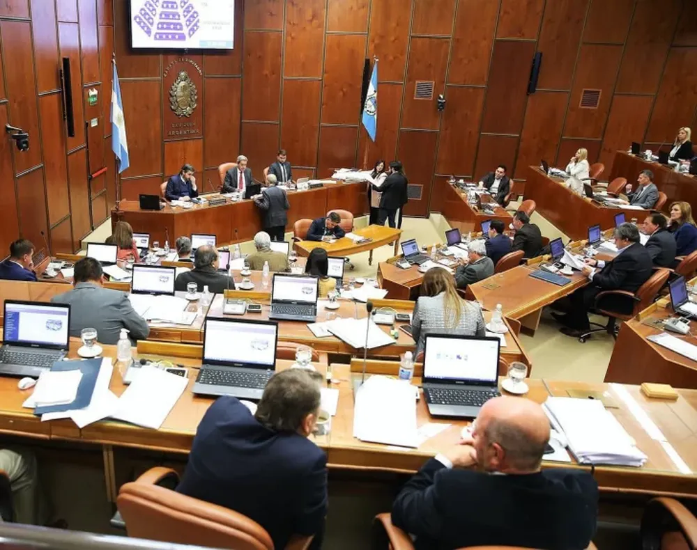 Buscan cambiar antigüedad para jueces y fiscales, con un alto impacto salarial