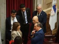 El senado busca quórum El senado busca quórum