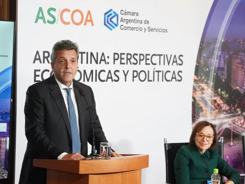 Massa anunció el bono para trabajadores: $60 mil en dos cuotas y deducible de paritarias