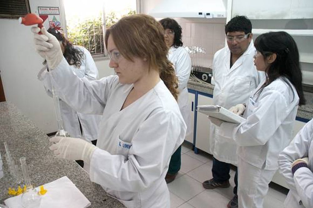 Los calingastinos salieron a controlar la calidad del agua