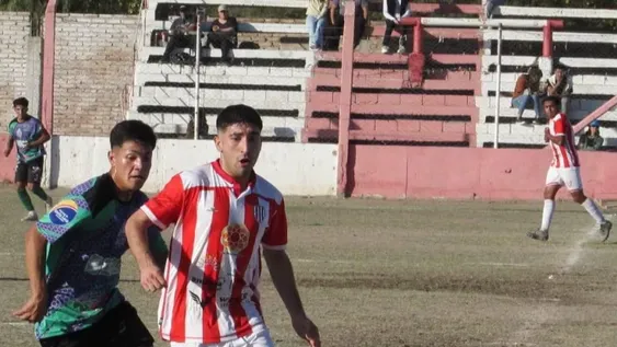 Caída. Rivadavia no pudo como local ante Atenas que lo goleó en el cierre de la quinta fecha del Clausura de la Liga Sanjuanina. (Archivo).