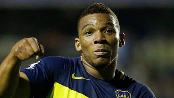 Tres titulares que deben buscar club