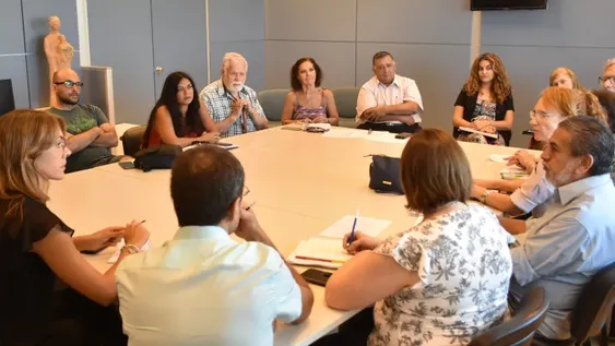 Abren mesa de diálogo con organizaciones sociales