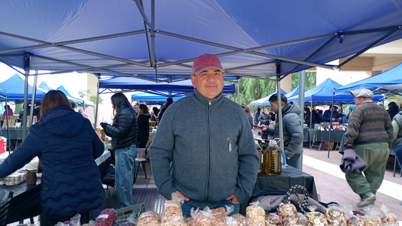 de chacarero a emprendedor, francisco caparros y mas de una decada apostando a lo propio con enfoque fresco y saludable