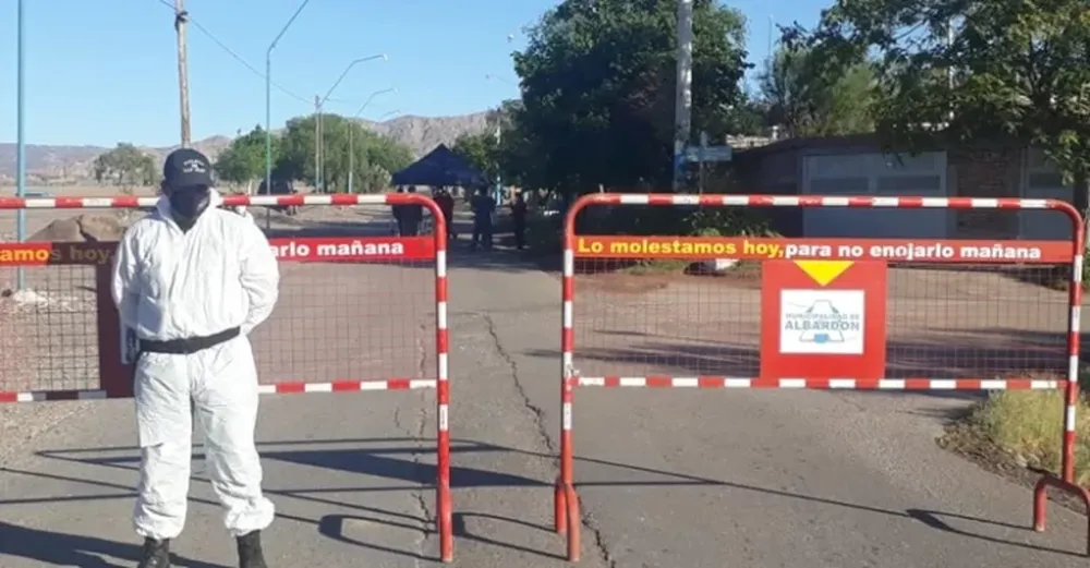 Bloquean populoso barrio albardonero  en busca de casos de coronavirus