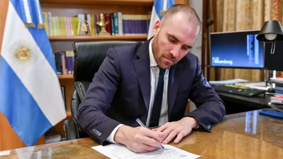 En medio de la crisis, Guzmán presentó el Presupuesto 2022: qué inflación, crecimiento y dólar proyecta