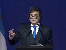 Javier Milei, en el centro de Monitoreo VISA. Javier Milei, en el centro de Monitoreo VISA.