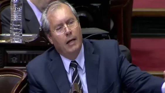 Olivares continúa en “estado crítico” y presentó una “falla multiorgánica”