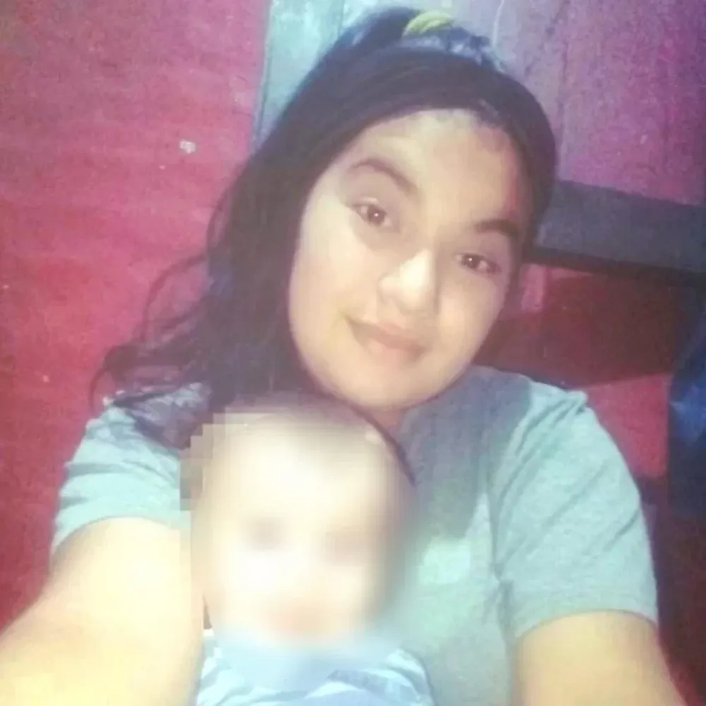 El drama de la familia de la joven que falleció tras dar a luz: piden ayuda para los tres pequeños que dejó