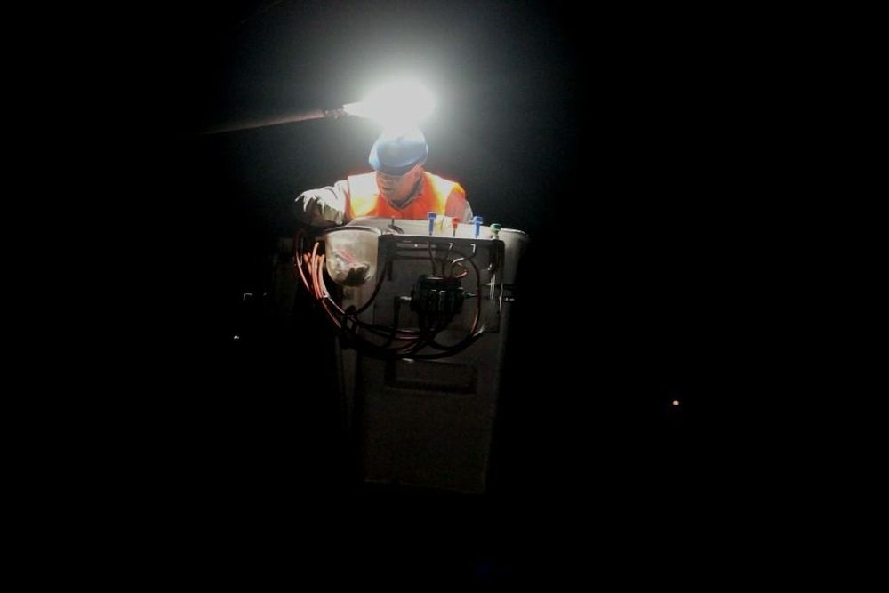 La obra de iluminación en el Barrio Andacollo VII, de Chimbas, se realizó con recursos y mano de obra municipal.