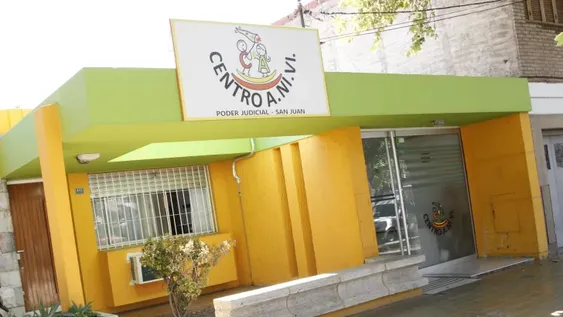 Un militar retirado va casi 5 años a prisión por abusar de la ahijada de su pareja