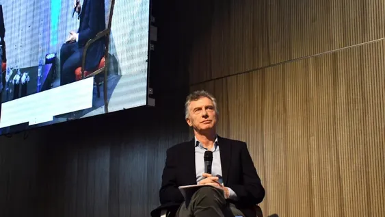 Macri apoyó a Milei y acusó a tres radicales de “transar” con Massa