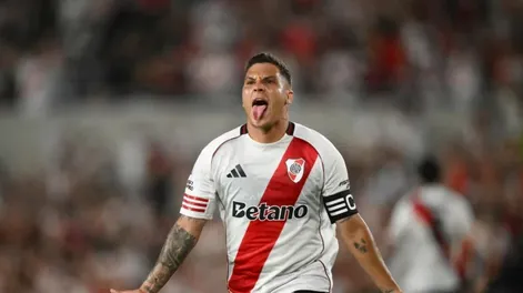 Decisivo. Juanfer Quintero fue el gol en River que en el Monumental venció a Gimnasia de La Plata.