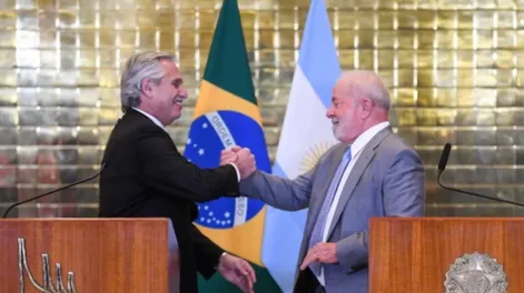 Lula: “Voy a hablar con el FMI para quitarle el cuchillo del cuello a la Argentina”