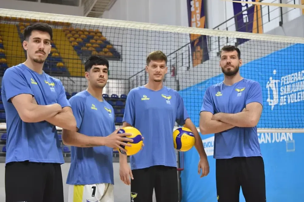 Desde la izquierda, Salazar, Quiroga, Franetovich y Matheus Alejandro