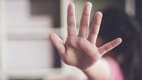 Condenaron a 15 años de prisión a un hombre que violó a sus cinco hijas en Calamuchita