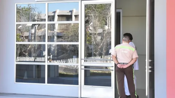 El pasajero de un micro terminó con el fémur fracturado tras salir despedido de su asiento