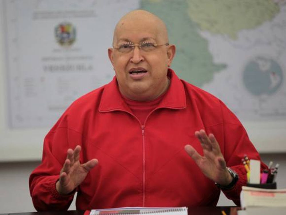 Afirman que a Hugo Chávez le quedan dos años de vida