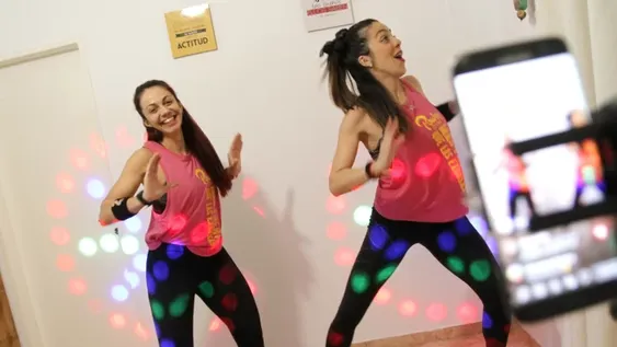 El fitness grupal aún apuesta a lo virtual