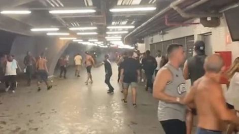 Batalla campal entre hinchas de Flamengo y Vasco da Gama terminó con un fallecido