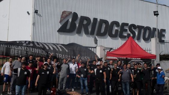 Neumáticos: dura negociación y final abierto en el eterno conflicto