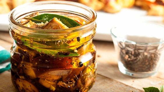 Retiran del mercado un escabeche por síntomas de botulismo