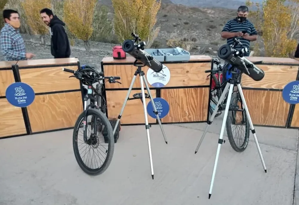 Astronomía: al menos en seis lugares se podrá ver la Superluna de Fresa